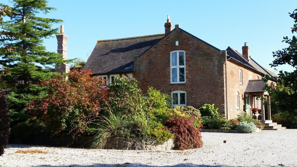 Ty Derw Country House B&B Ruthin Exterior photo